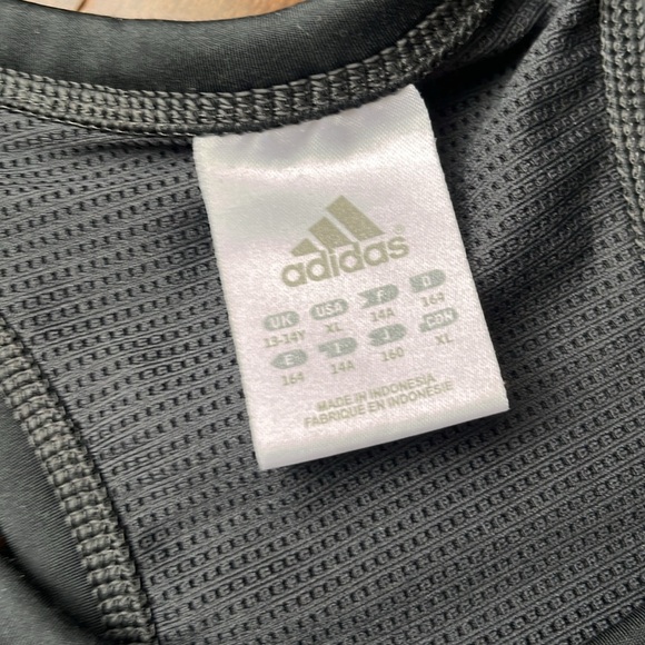 *YOUTH* Adidas Tech Fit Workout Tank - Picture 2 of 7
